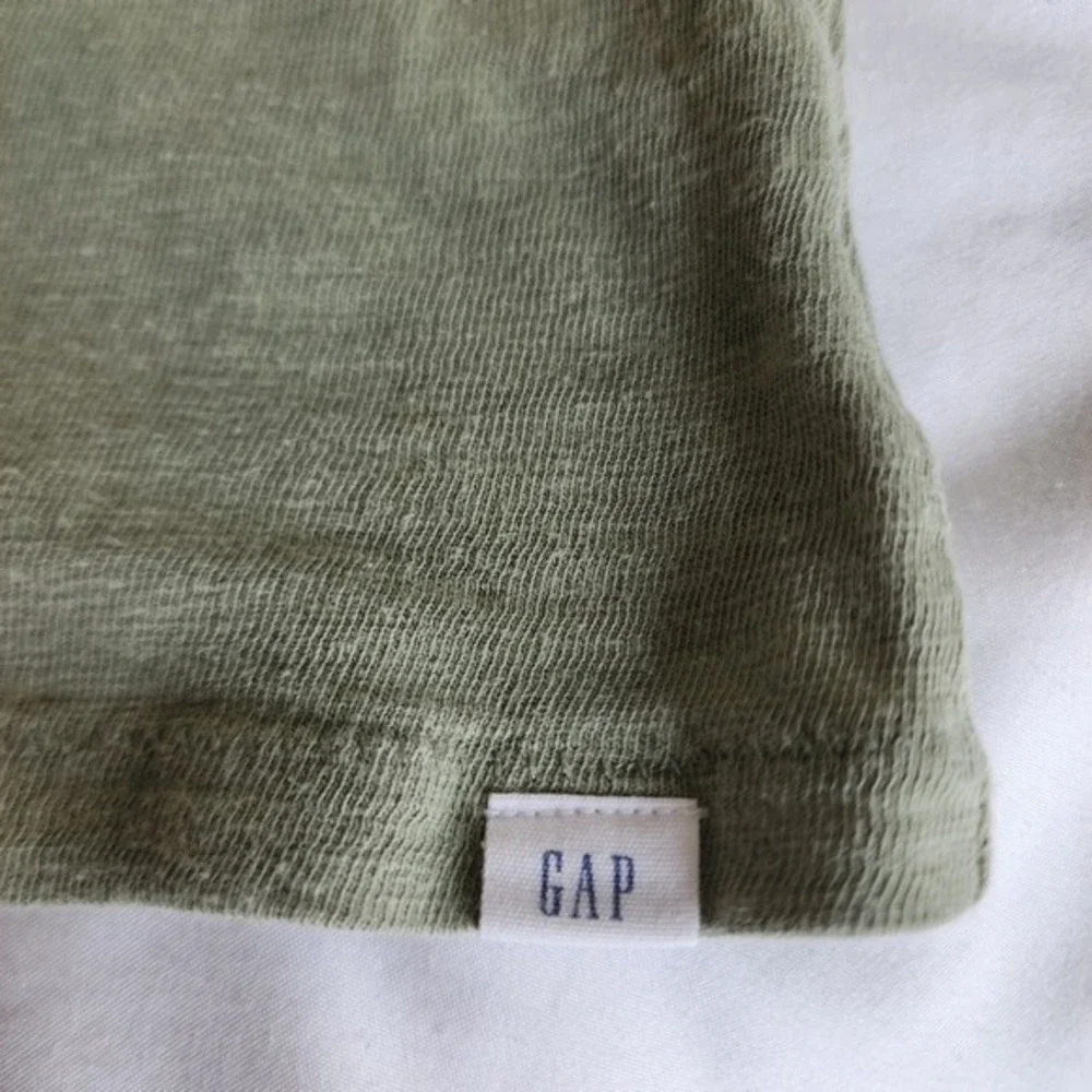 Gap Kids 3T Star Wars Graphic‎ Long Sleeve T-Shirt Olive Green Patches Disney